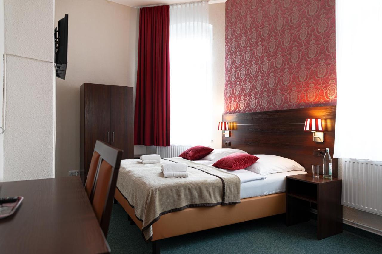 Hotel Polonia - Frankfurt/Oder Frankfurt  Buitenkant foto
